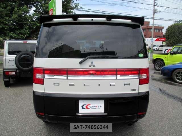 Mitsubishi DELICA 2018-03 6814703-17