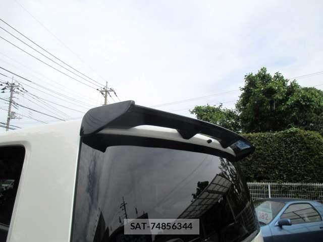 Mitsubishi DELICA 2018-03 6814703-19