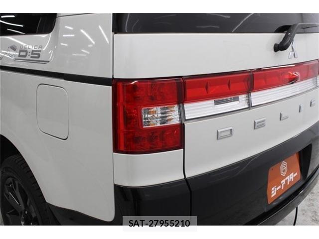 Mitsubishi DELICA 2018-06 6814704-17