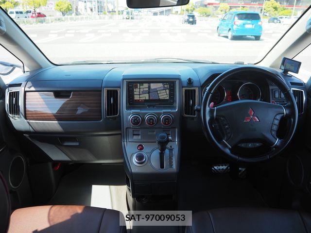 Mitsubishi DELICA 2008-04 6814708-13