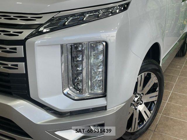 Mitsubishi DELICA 2024-09 6814686-12