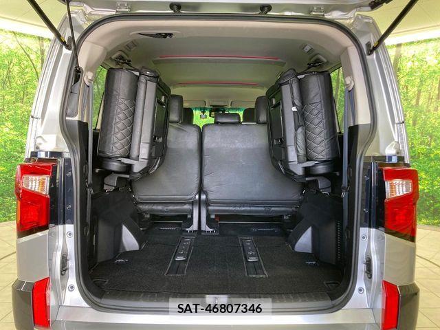 Mitsubishi DELICA 2024-09 6814677-9