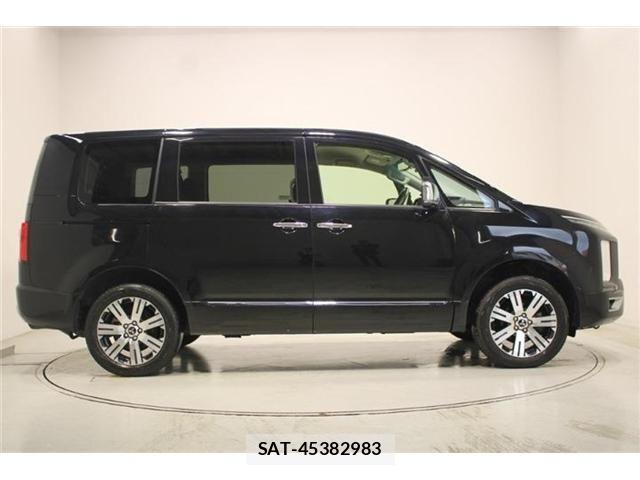 Mitsubishi DELICA 2024-03 6904307-12