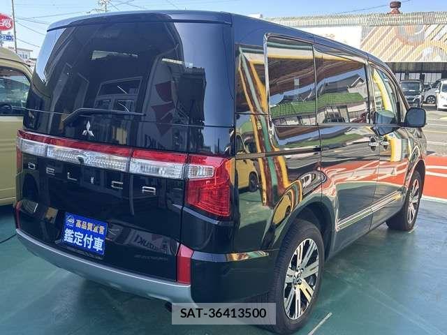 Mitsubishi DELICA 2024-07 6904284-11