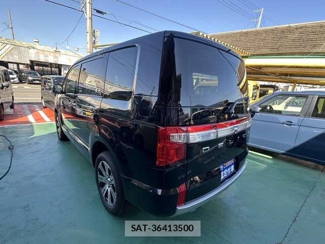 Mitsubishi DELICA 2024-07 6904284-1
