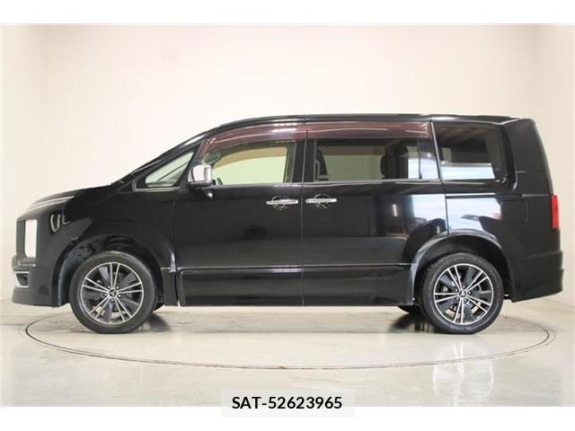 Mitsubishi DELICA 2019-03 6904320-8