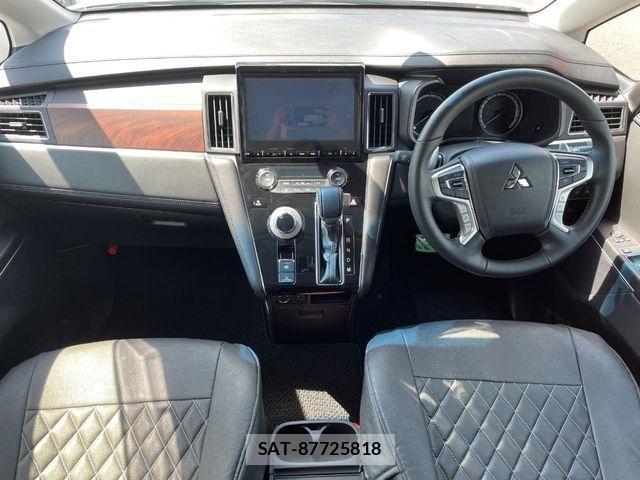 Mitsubishi DELICA 2024-09 6904301-1