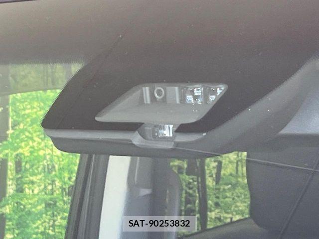 Mitsubishi DELICA 2024-09 6904278-9