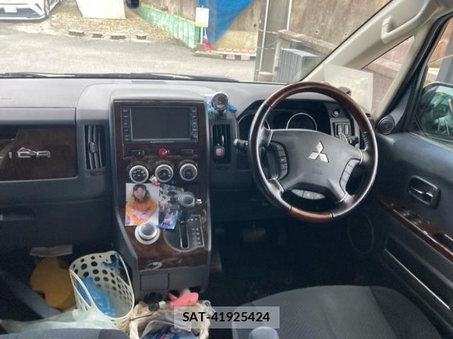 Mitsubishi DELICA 2010-05 6904355-10