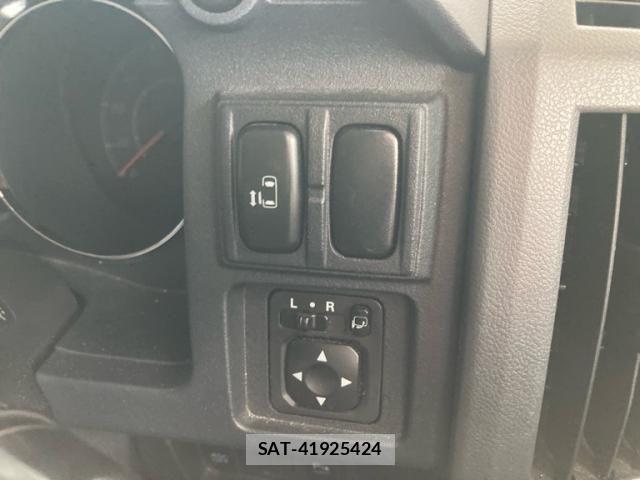 Mitsubishi DELICA 2010-05 6904355-14