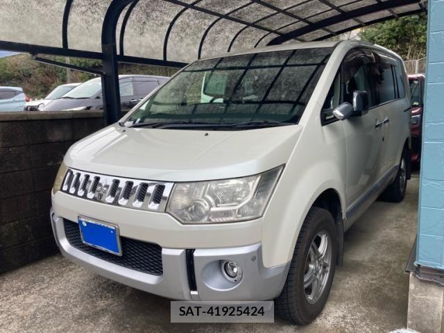 Mitsubishi DELICA 2010-05 6904355-1
