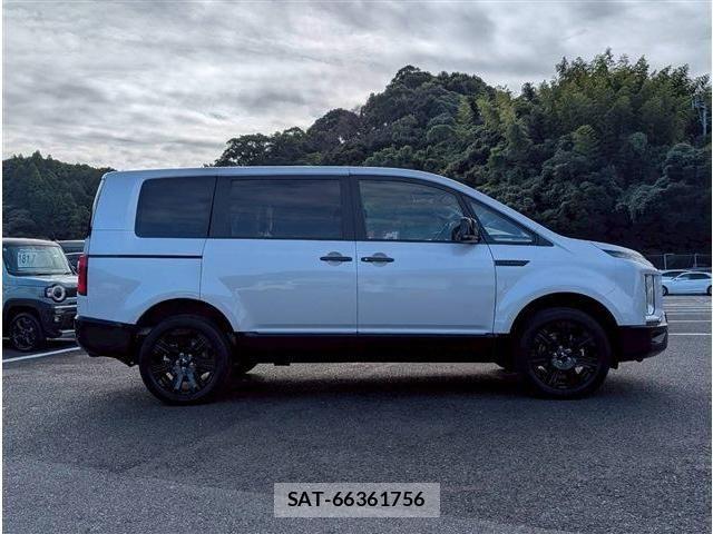 Mitsubishi DELICA 2025-09 6904266-12