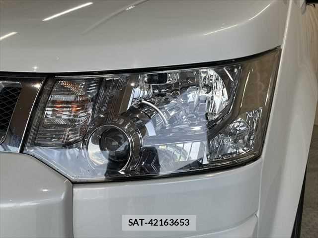Mitsubishi DELICA 2018-06 6904329-23