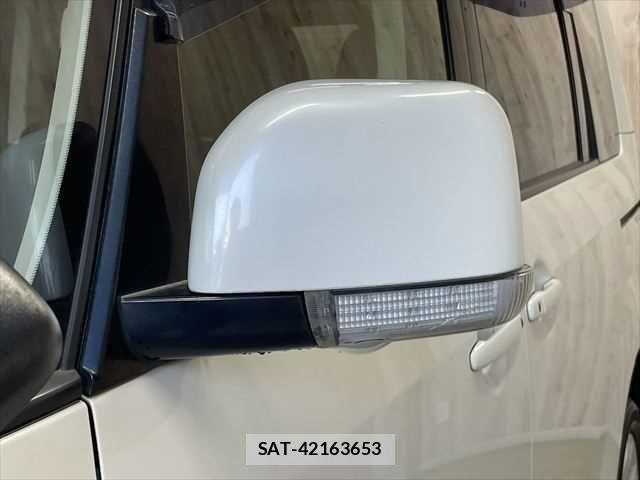 Mitsubishi DELICA 2018-06 6904329-27