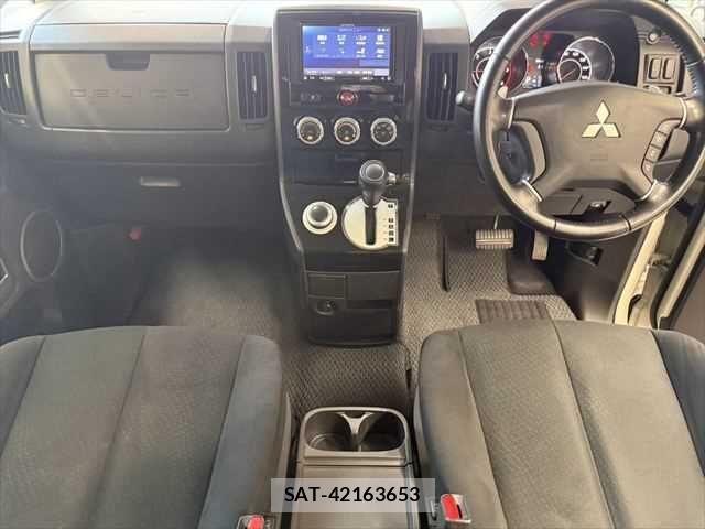 Mitsubishi DELICA 2018-06 6904329-2