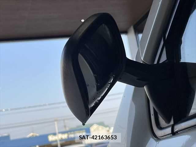 Mitsubishi DELICA 2018-06 6904329-29