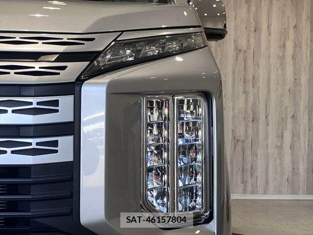 Mitsubishi DELICA 2019-09 6904318-24