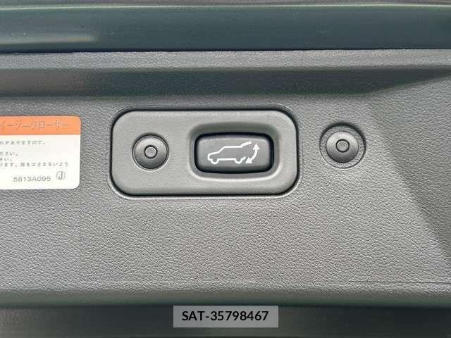 Mitsubishi DELICA 2025-03 6904280-11