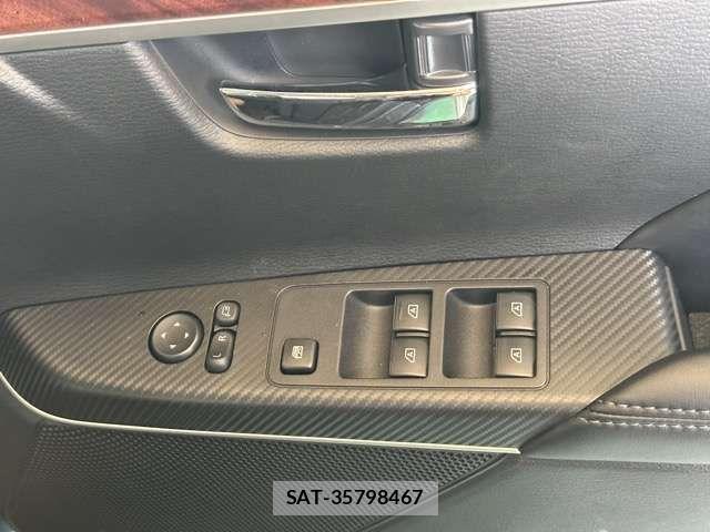 Mitsubishi DELICA 2025-03 6904280-16