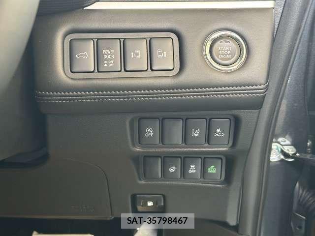 Mitsubishi DELICA 2025-03 6904280-17