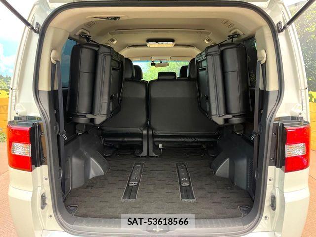 Mitsubishi DELICA 2019-02 6904315-9