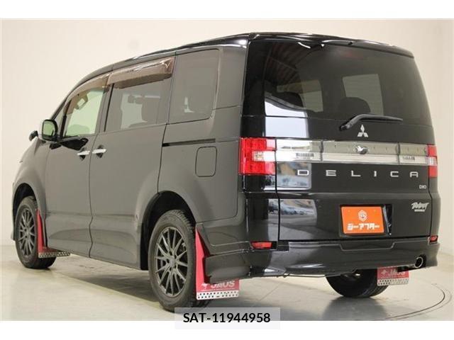 Mitsubishi DELICA 2018-02 6904327-9