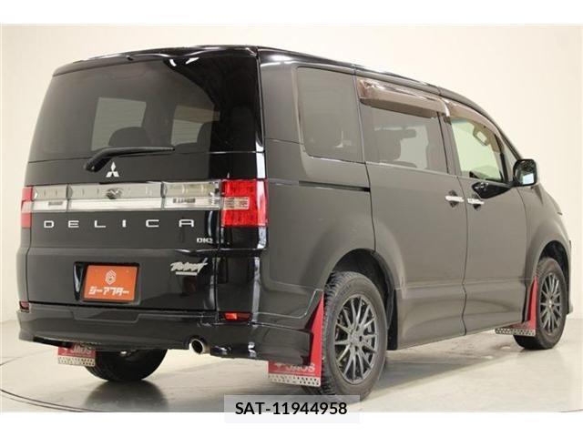 Mitsubishi DELICA 2018-02 6904327-11