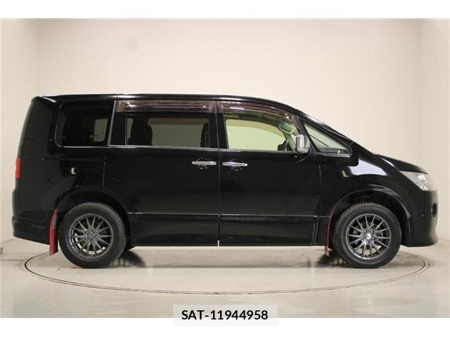 Mitsubishi DELICA 2018-02 6904327-12