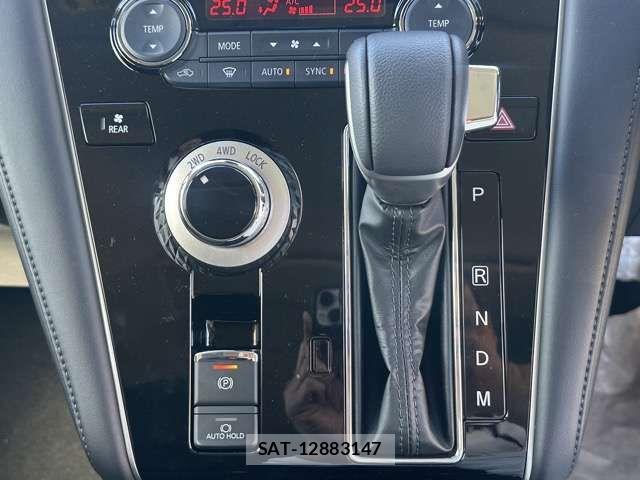Mitsubishi DELICA 2024-08 6904286-17