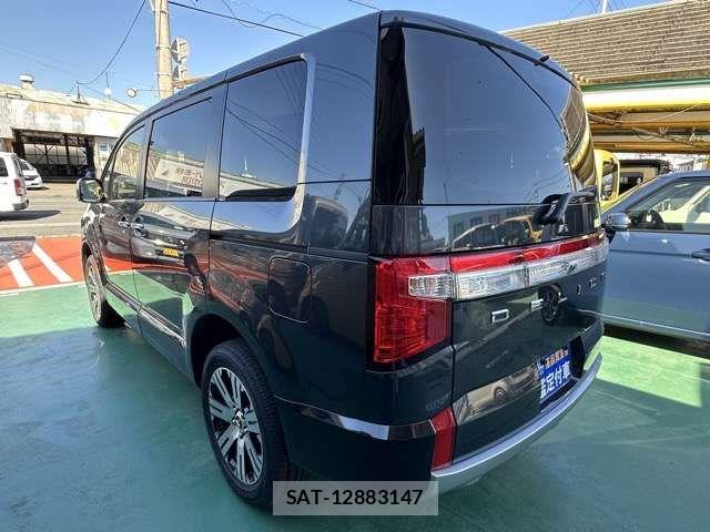 Mitsubishi DELICA 2024-08 6904286-1