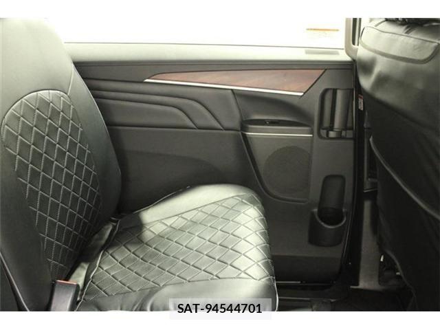 Mitsubishi DELICA 2019-11 6904321-29