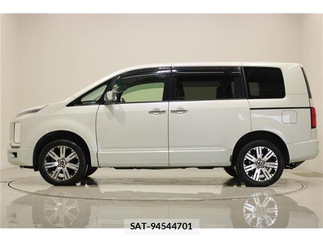 Mitsubishi DELICA 2019-11 6904321-8