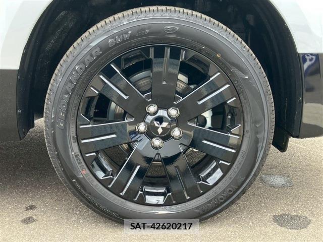 Mitsubishi DELICA 2025-11 6904257-9