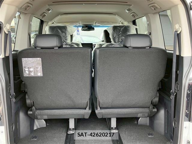 Mitsubishi DELICA 2025-11 6904257-10