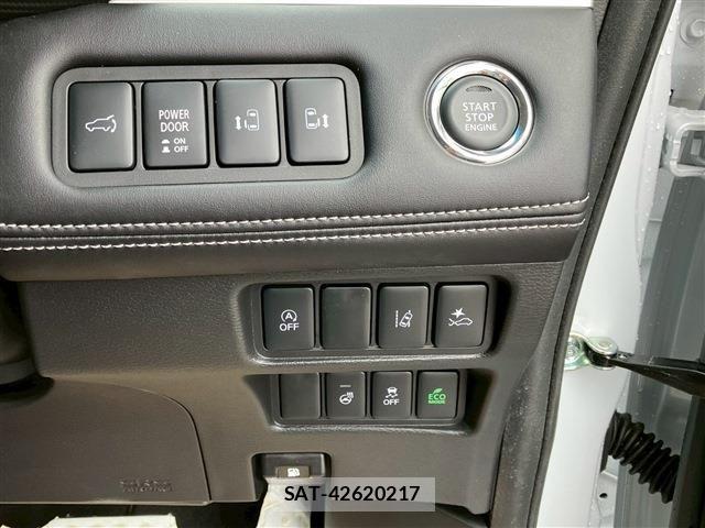 Mitsubishi DELICA 2025-11 6904257-21