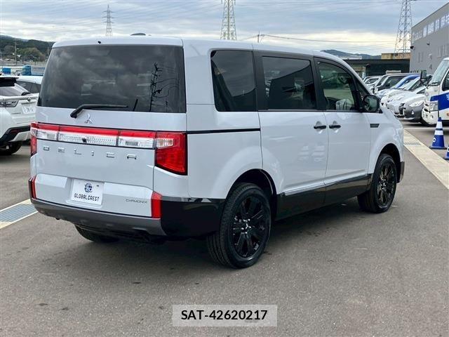 Mitsubishi DELICA 2025-11 6904257-4