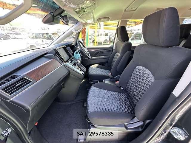 Mitsubishi DELICA 2025-03 6904281-2