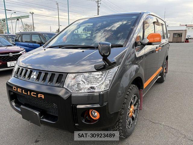 Mitsubishi DELICA 2017-09 6993189-0