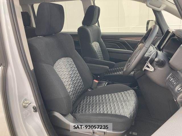 Mitsubishi DELICA 2025-08 6993152-3