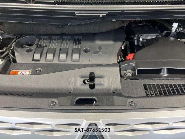 Mitsubishi DELICA 2024-09 6993115-17