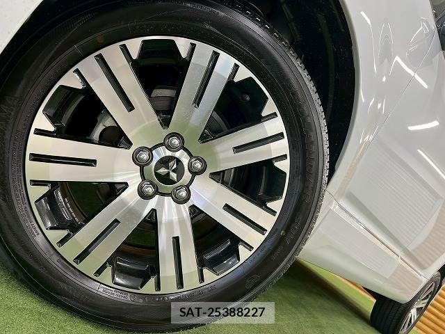 Mitsubishi DELICA 2025-08 6993142-10