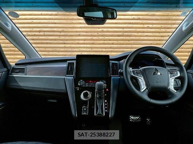 Mitsubishi DELICA 2025-08 6993142-2