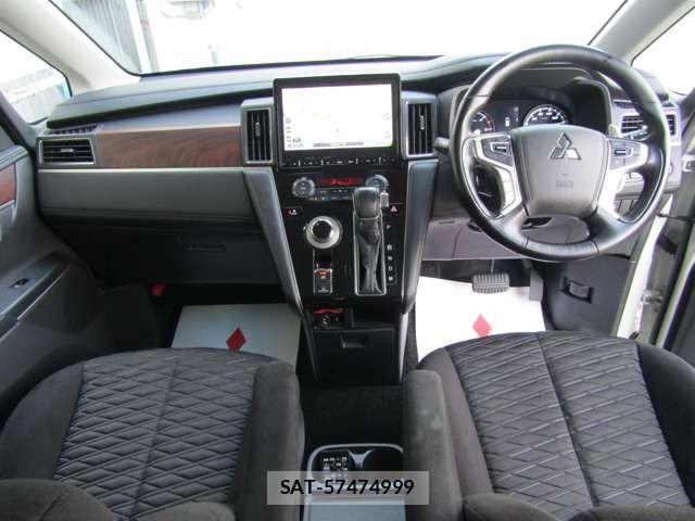 Mitsubishi DELICA 2019-03 7020358-12