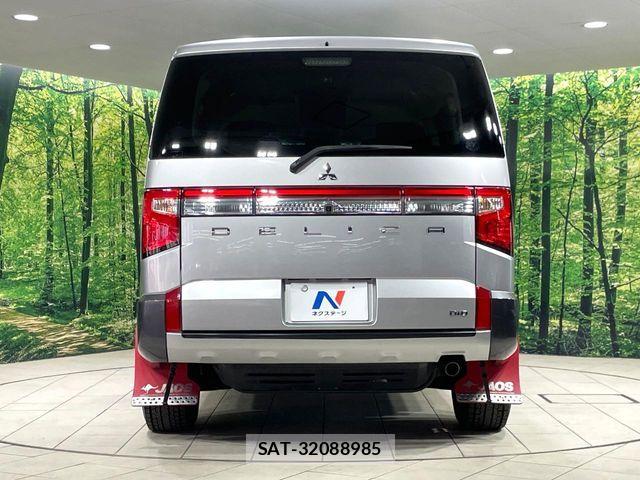 Mitsubishi DELICA 2021-03 7020356-15