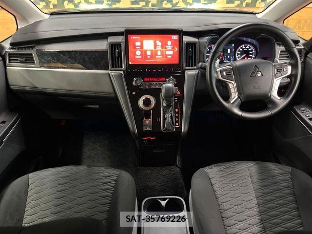Mitsubishi DELICA 2023-03 7020351-1