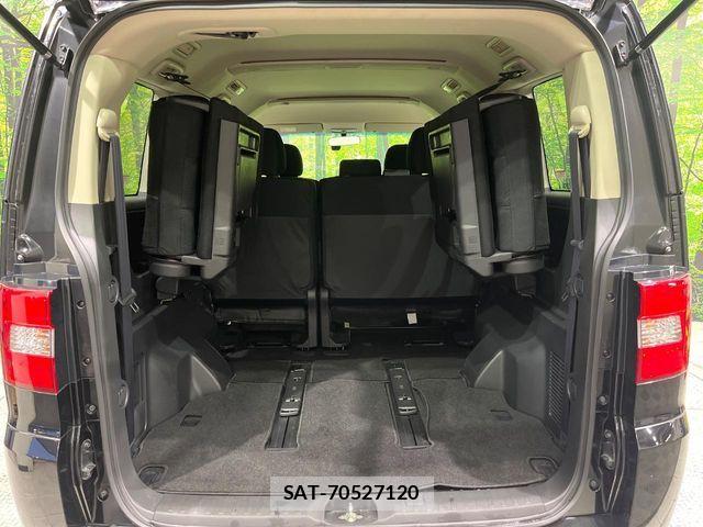 Mitsubishi DELICA 2017-06 7020360-10