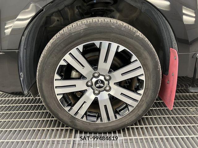 Mitsubishi DELICA 2021-01 7020357-4