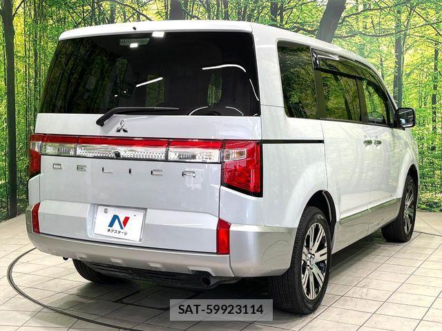 Mitsubishi DELICA 2024-08 7058282-17
