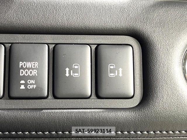 Mitsubishi DELICA 2024-08 7058282-5