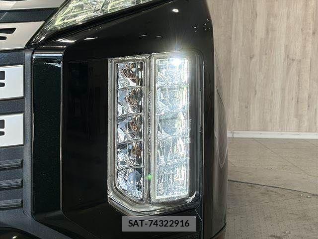 Mitsubishi DELICA 2019-04 7058303-11